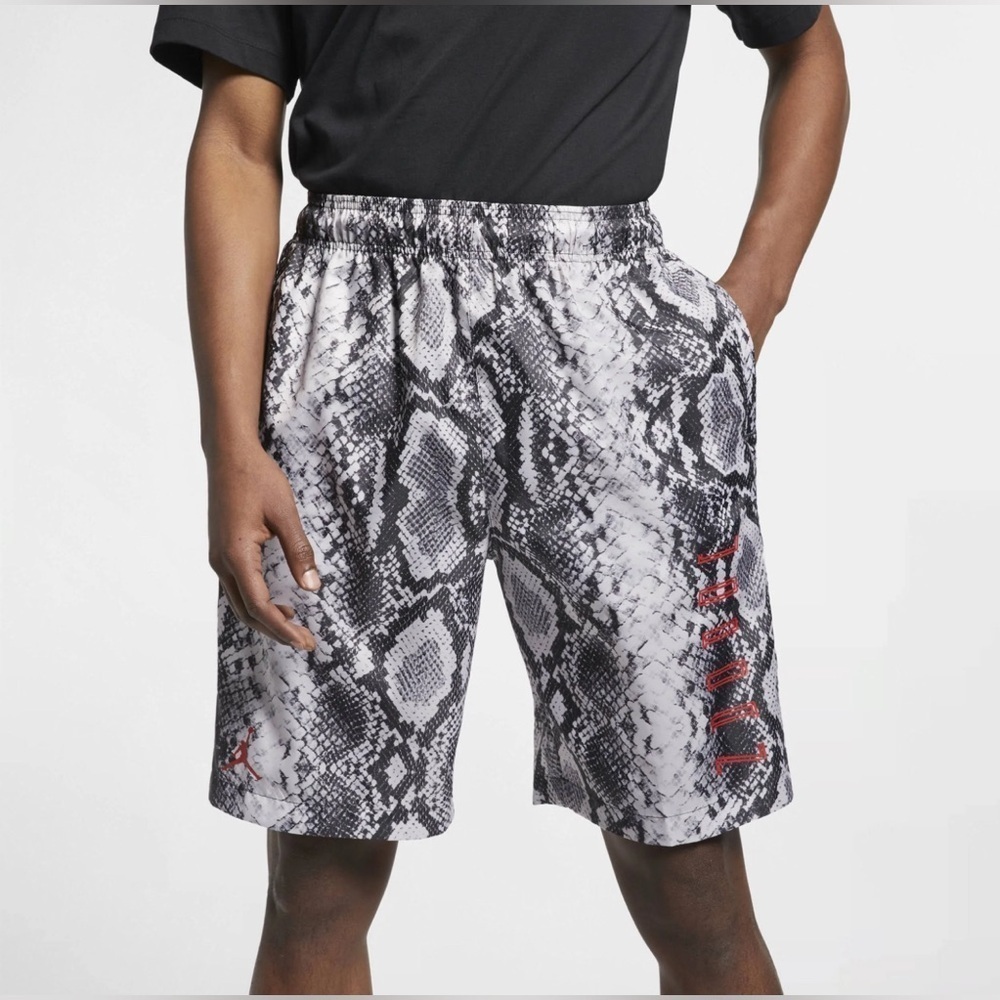 Nike AIR JORDAN Retro 11 Snakeskin Shorts Men’s Sz L